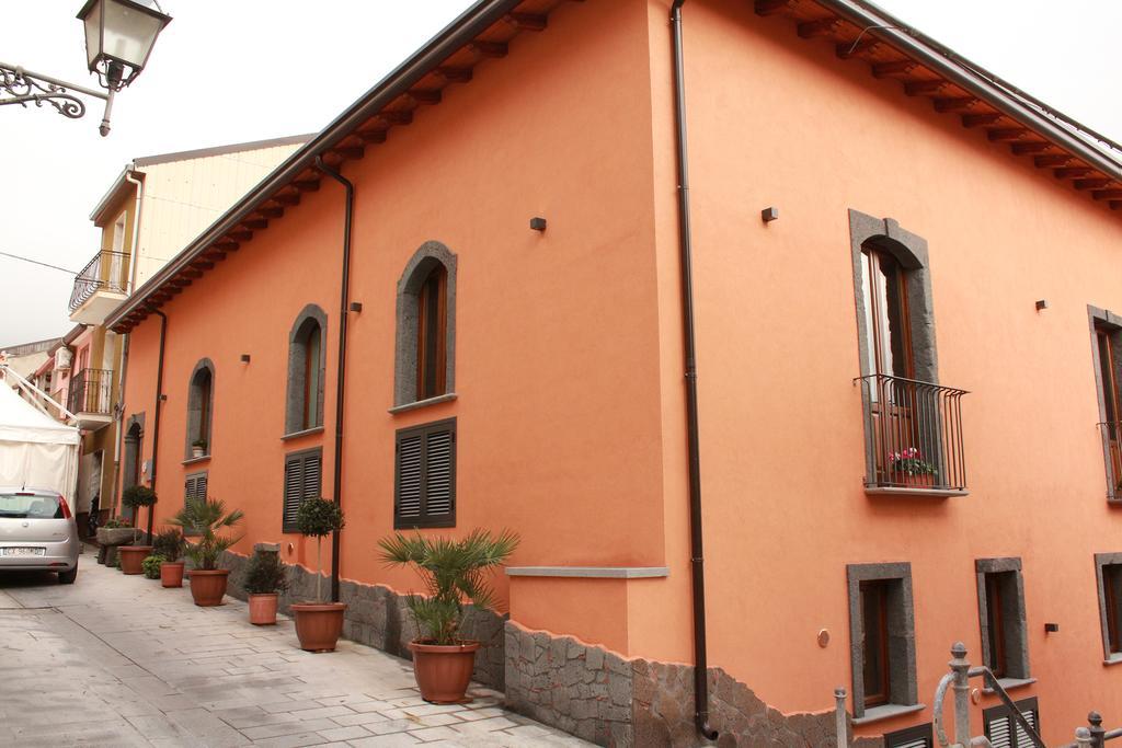 L'Arco Dei Sogni Hotel Malvagna Exterior foto