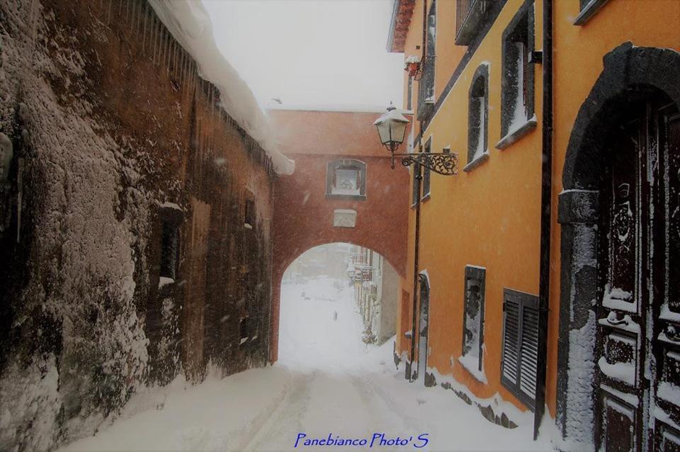 L'Arco Dei Sogni Hotel Malvagna Exterior foto